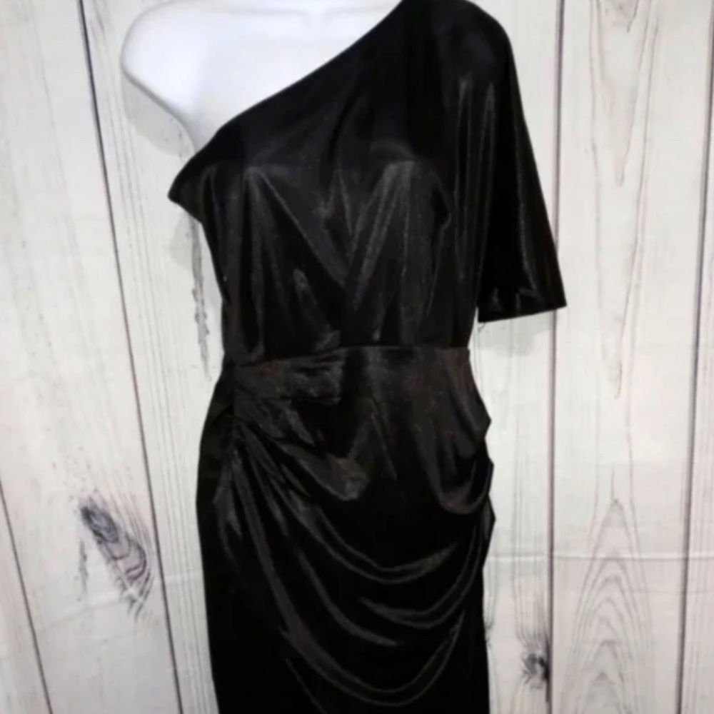 poetsky one shoulder black dress size large